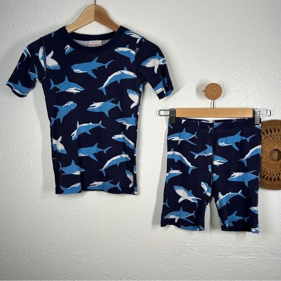 Hanna Andersson Other - Hanna Andersson Blue Shark 2 piece Pajama Set